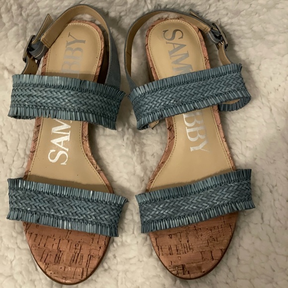 PRELOVED ✨ and Summer Ready Wicker Style Sandals - Picture 2 of 5